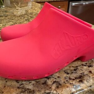 Bold Pink Clogs by calzuro